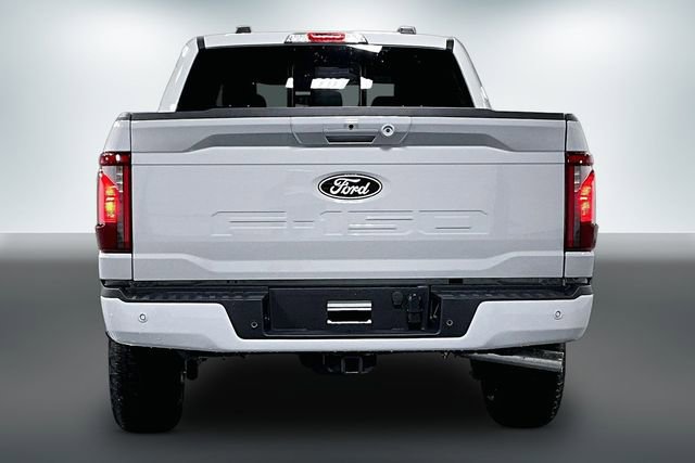 New 2026 Ford F150 XLT w/ Equipment Group 302A MID image 4