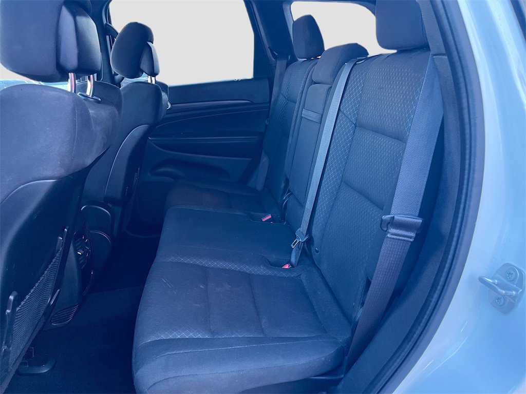 Used 2021 Jeep Grand Cherokee Laredo image 23