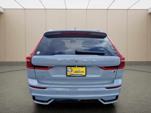 New 2026 Volvo XC60 B5 Plus w/ Protection Package Premier AWD/4WD image 8