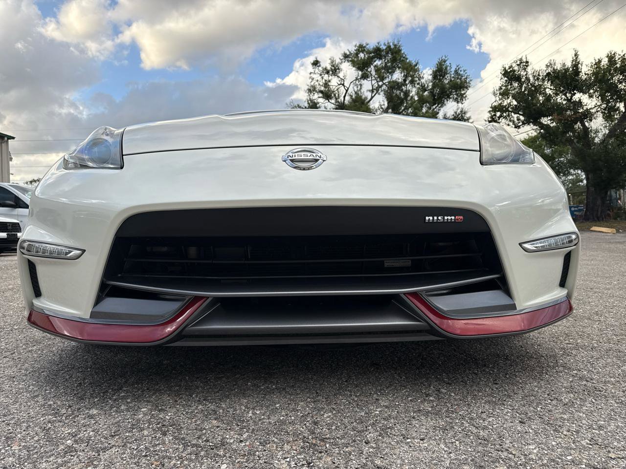 Used 2017 Nissan 370Z NISMO image 15