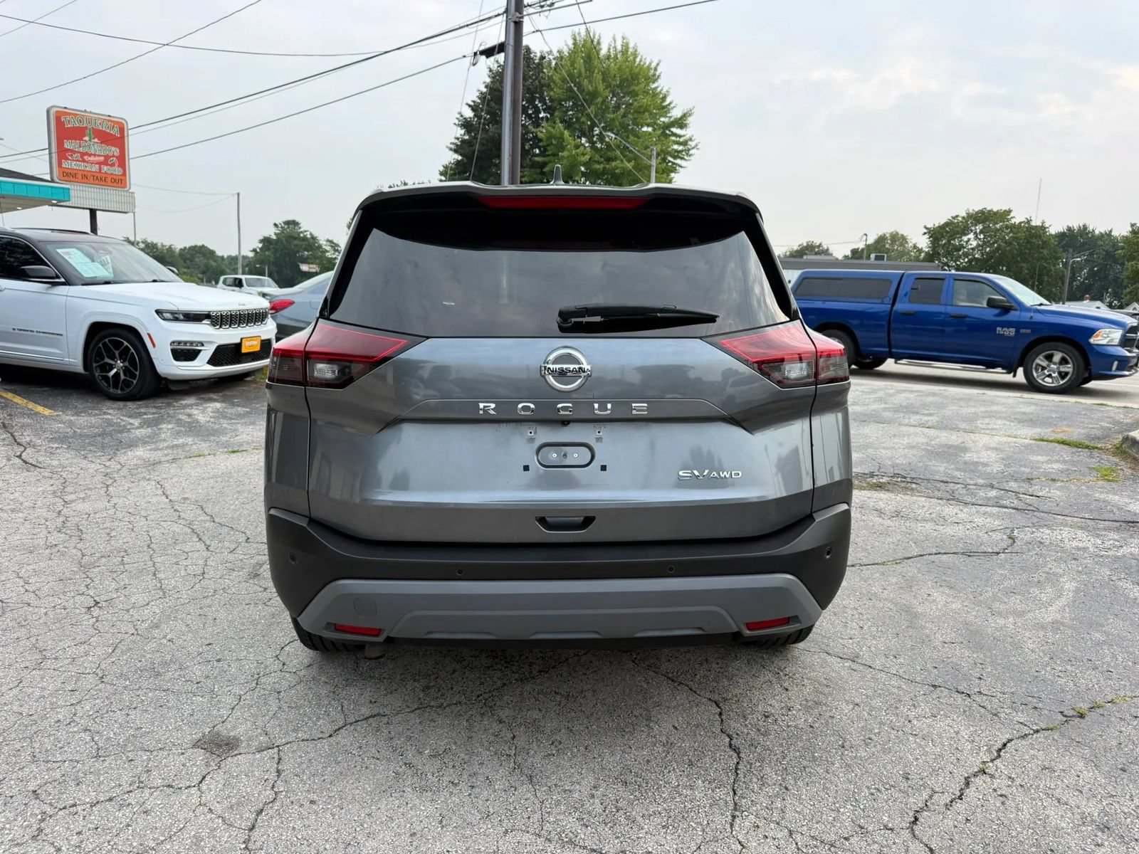 Used 2021 Nissan Rogue SV AWD/4WD image 4