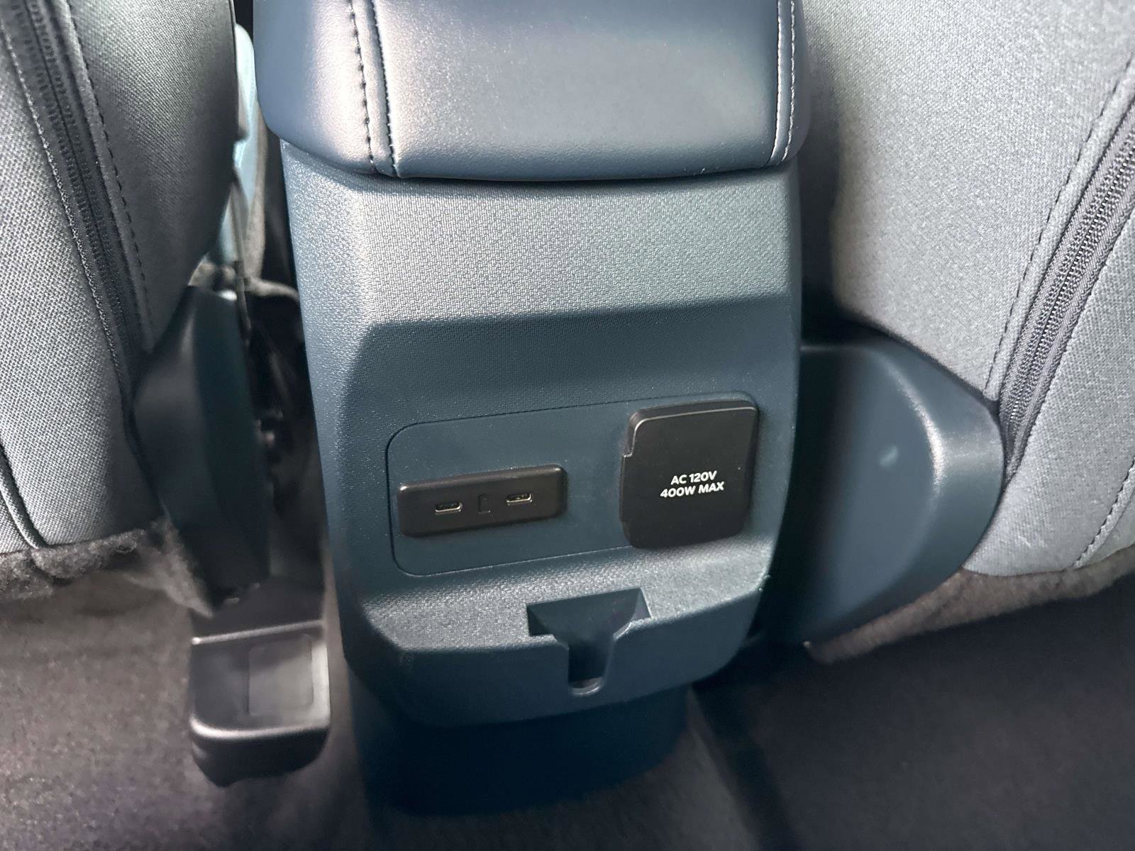 Used 2025 Ford Maverick XLT w/ XLT Luxury Package image 11