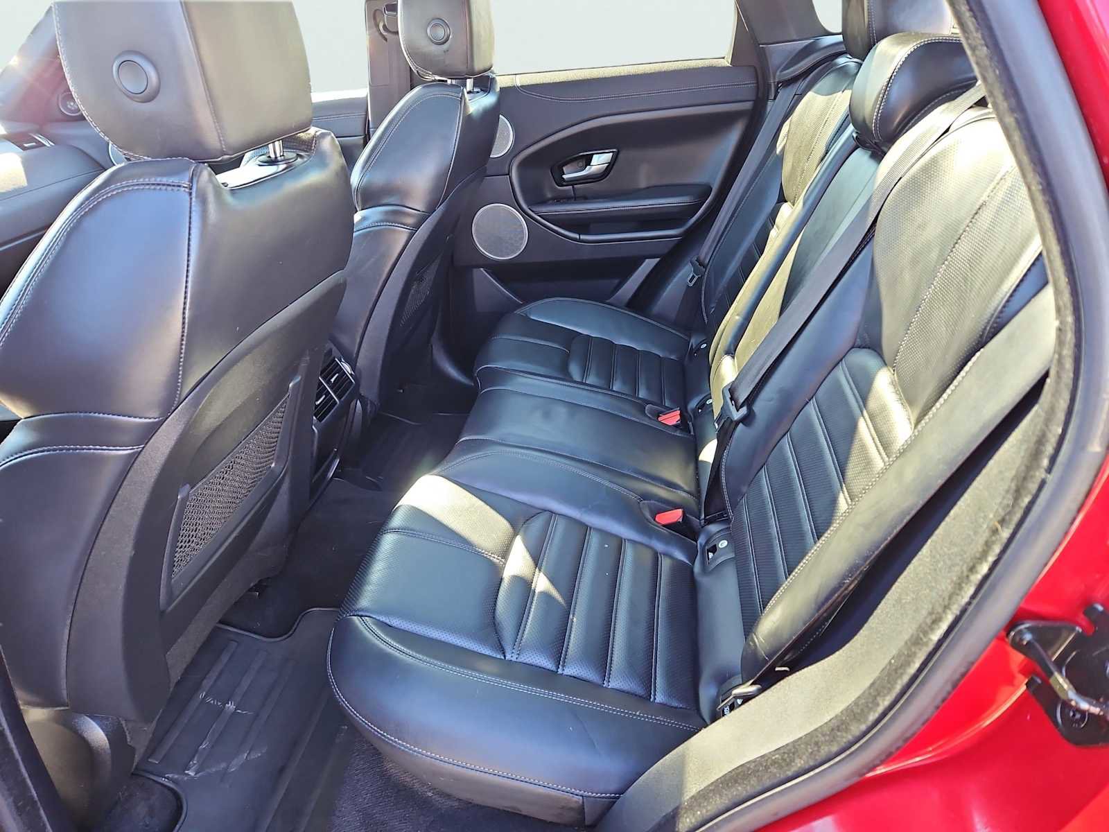 Used 2017 Land Rover Range Rover Evoque HSE Dynamic image 34