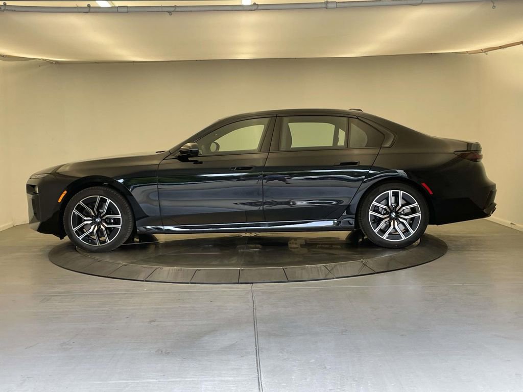 New 2025 BMW 760i xDrive AWD/4WD image 2