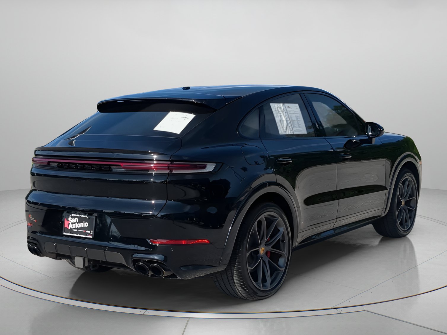 Used 2024 Porsche Cayenne S AWD/4WD image 40