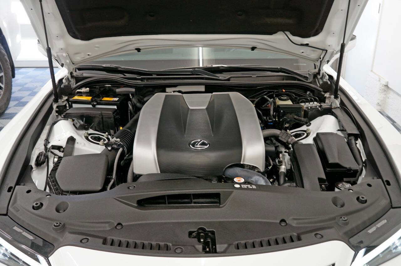 Used 2021 Lexus IS 350 F Sport w/ Navigation Package RWD image 13