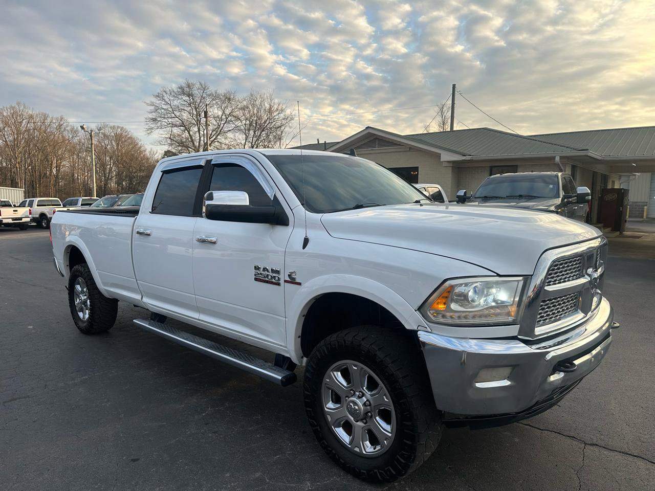 Used 2014 RAM 2500 Laramie w/ Convenience Group image 3