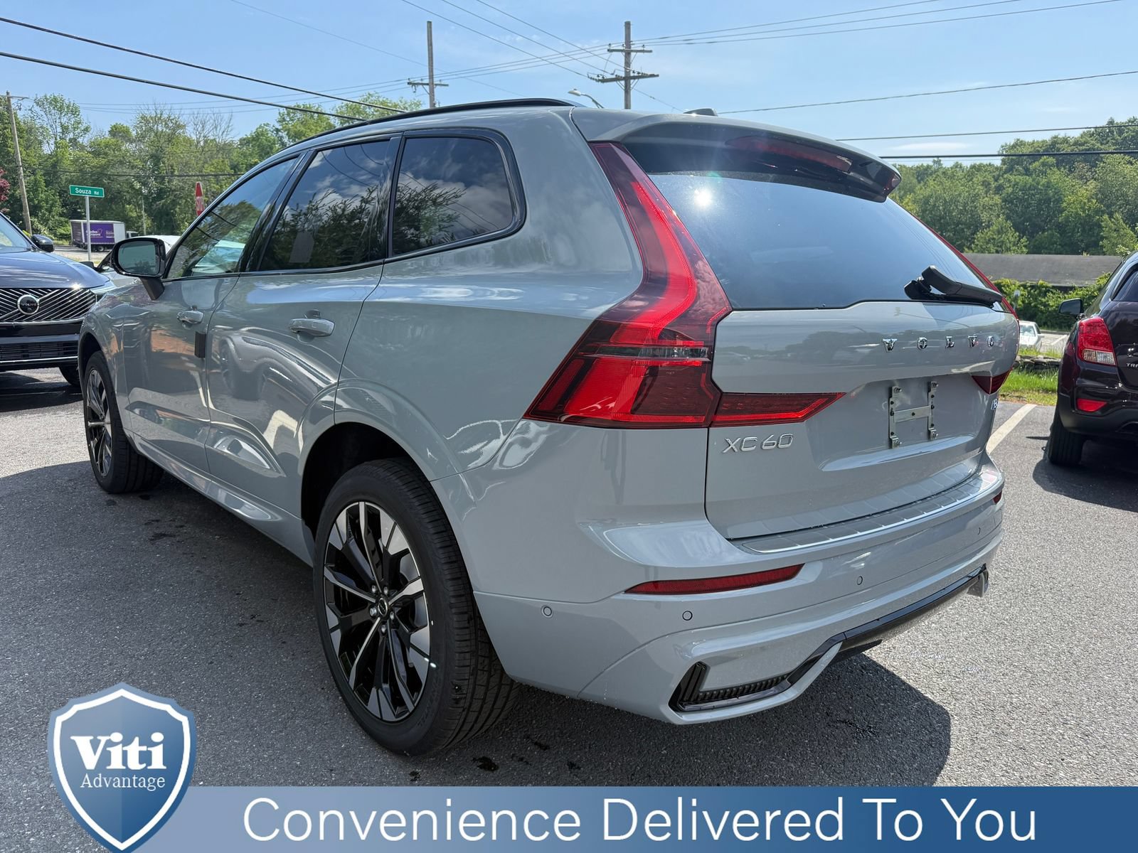 New 2026 Volvo XC60 B5 Plus w/ Protection Package Premier AWD/4WD image 6