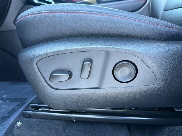 Used 2025 Chevrolet Traverse Z71 image 26