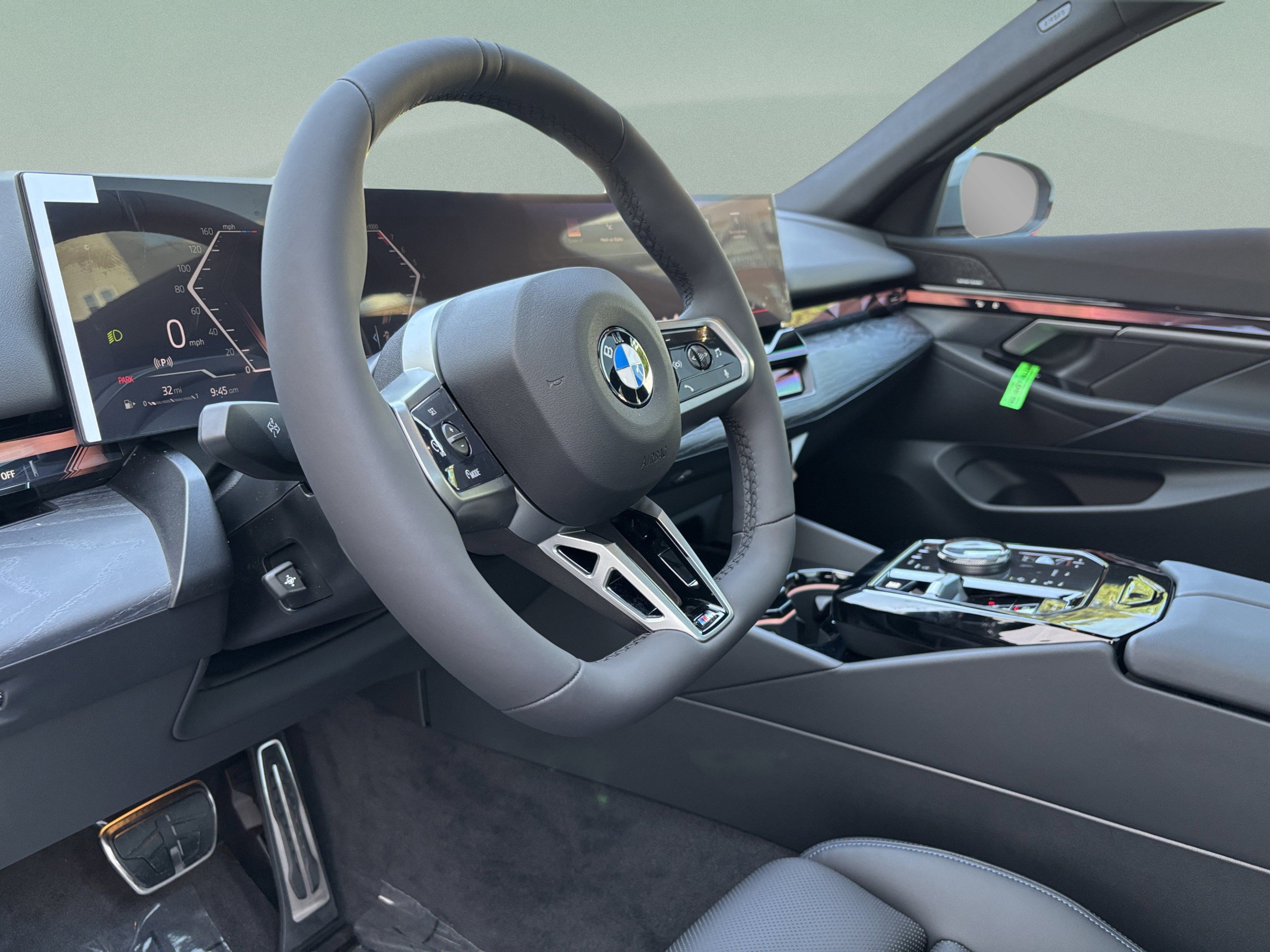 Used 2027 BMW 530i w/ M Sport Package RWD image 20