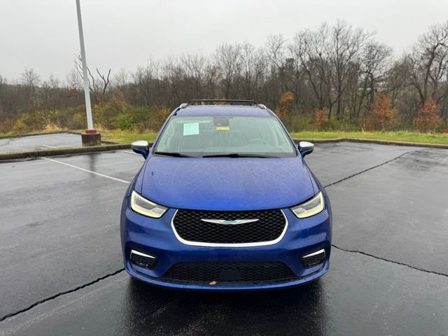 Used 2021 Chrysler Pacifica Limited image 8