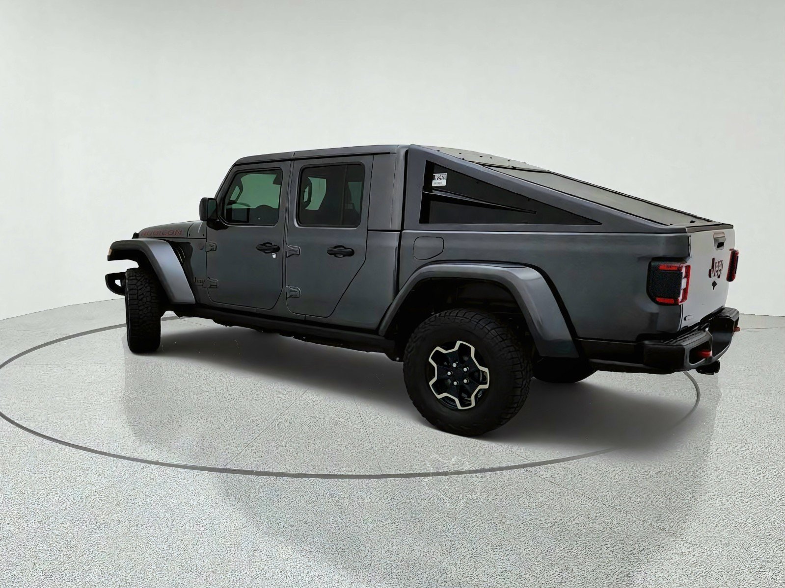 Used 2021 Jeep Gladiator Rubicon AWD/4WD image 12