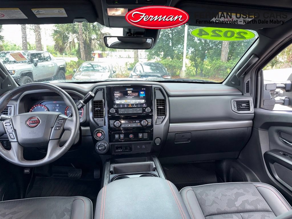 Used 2024 Nissan Titan PRO-4X AWD/4WD image 5