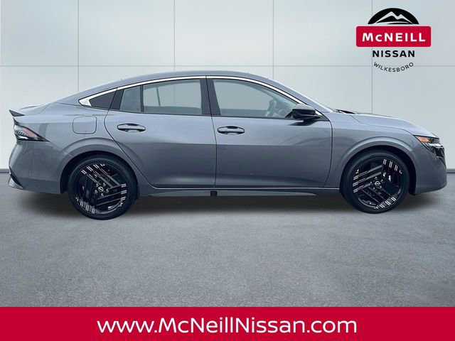 New 2026 Nissan Sentra SR w/ Floor Mat Package image 8