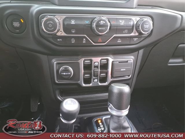 Used 2022 Jeep Gladiator Sport AWD/4WD image 35