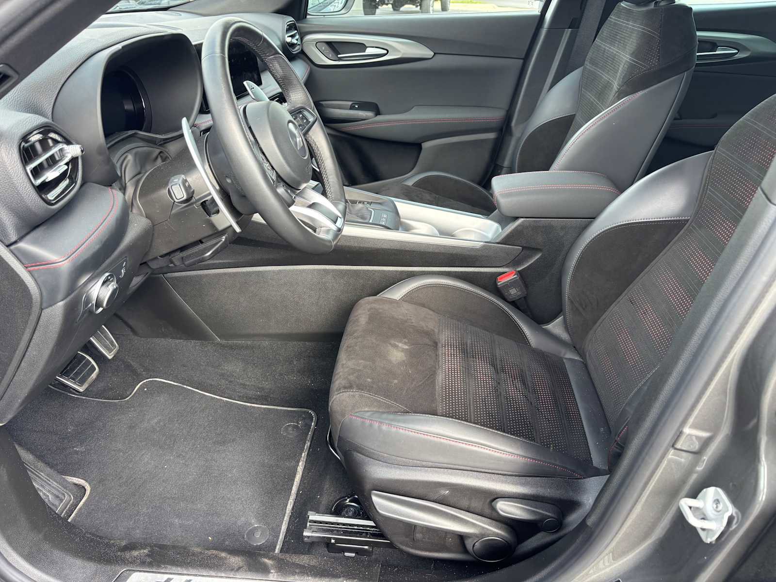 Used 2025 Dodge Hornet GT AWD/4WD image 17