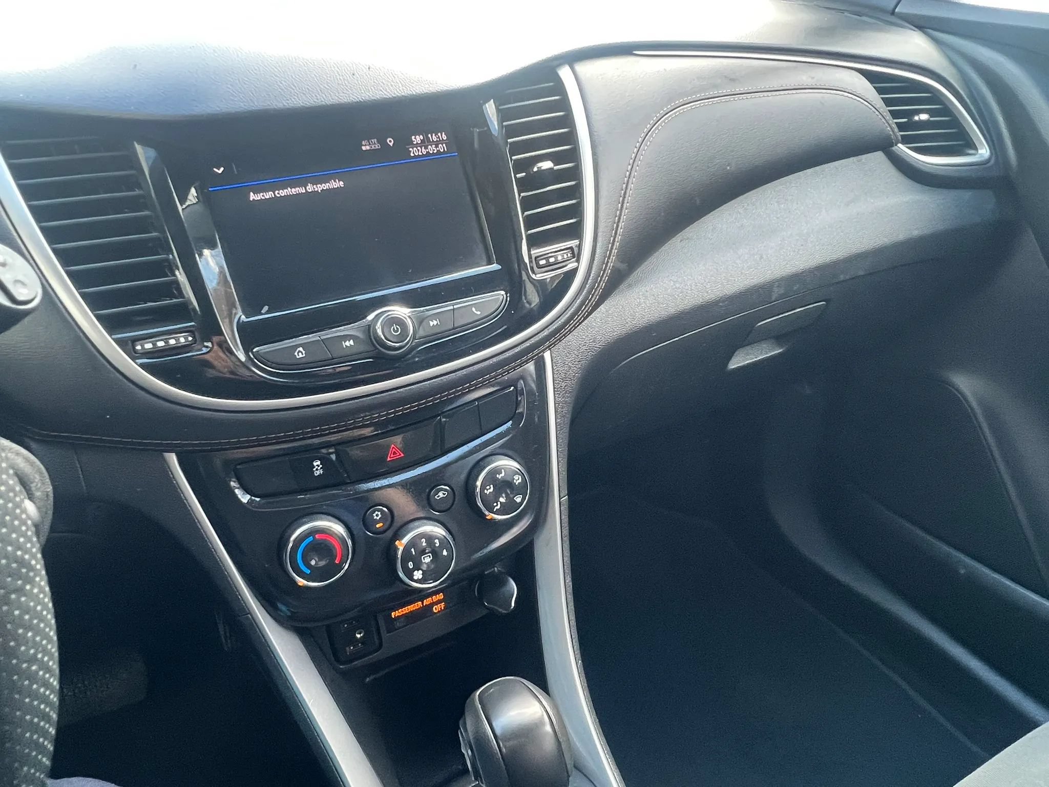 Used 2020 Chevrolet Trax LS w/ Tint and Cruise Package AWD/4WD image 18