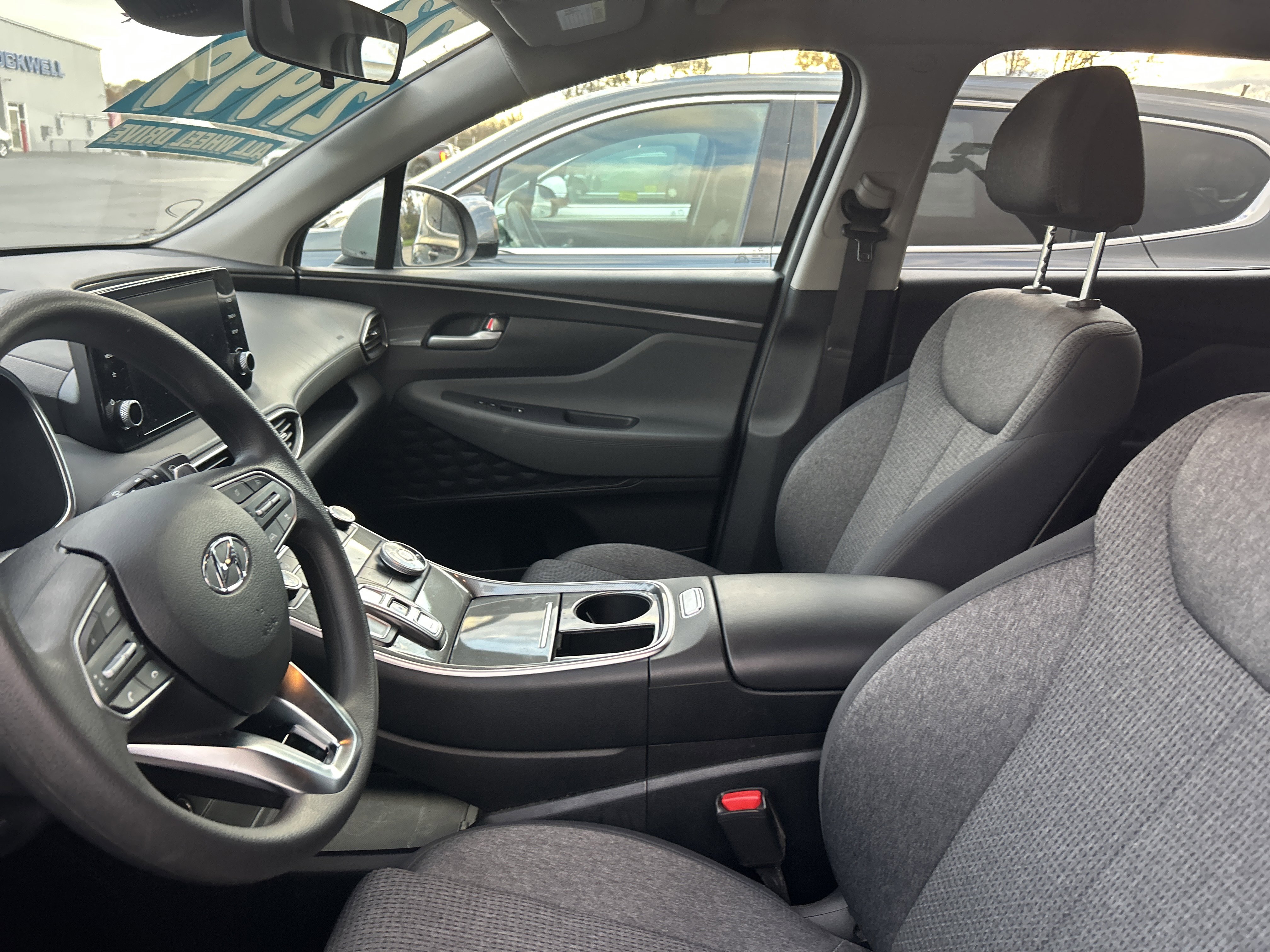 Used 2023 Hyundai Santa Fe SE image 22