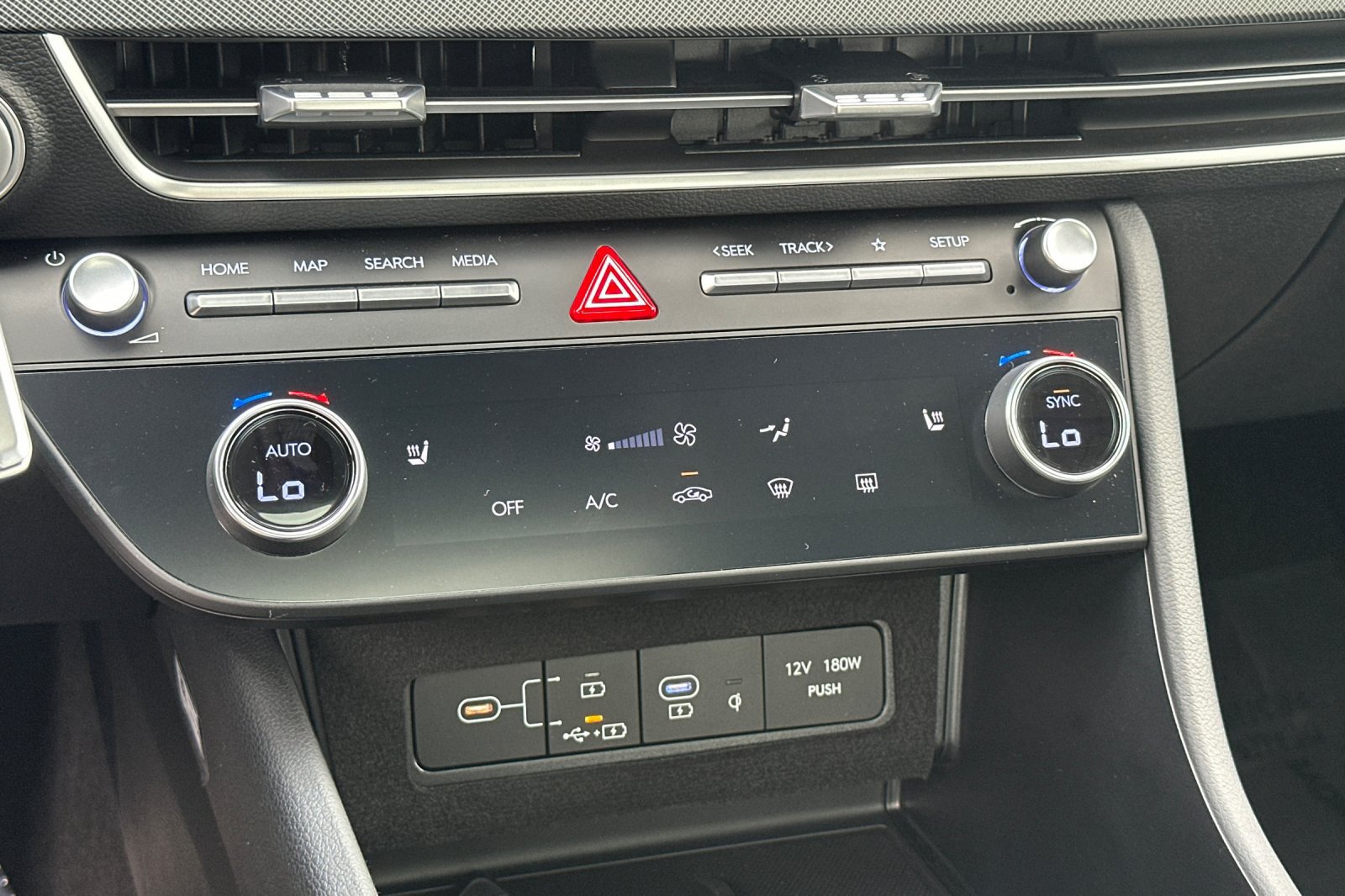Used 2025 Hyundai Sonata SEL FWD image 20