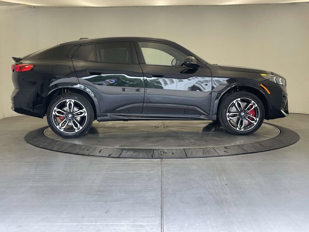 New 2026 BMW X2 xDrive28i w/ Technology Package AWD/4WD image 6