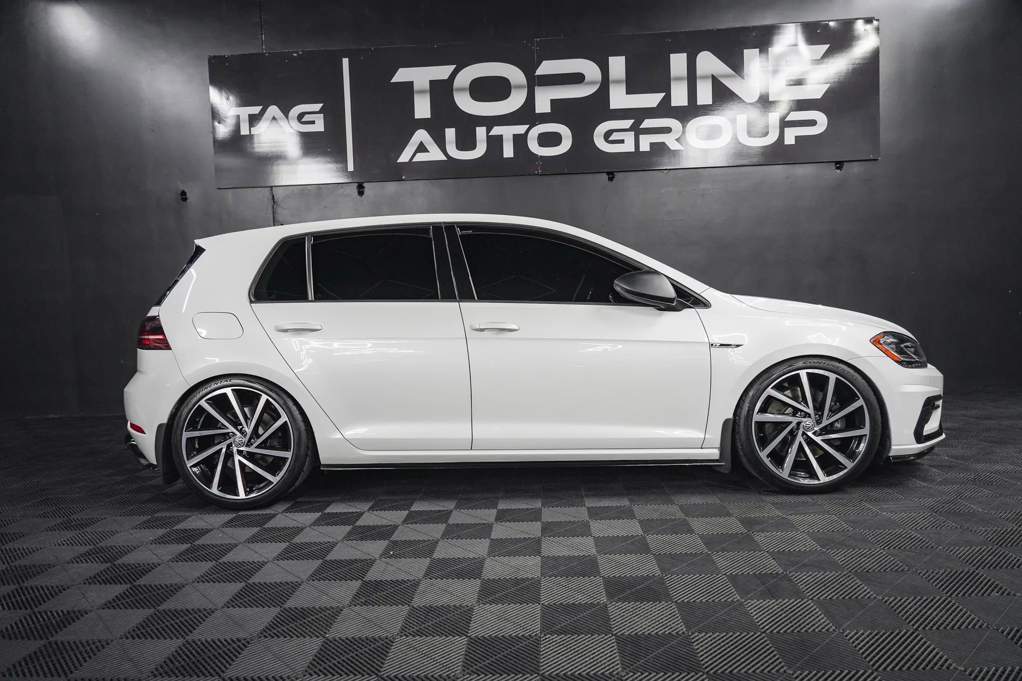 Used 2019 Volkswagen Golf 4-Door image 19