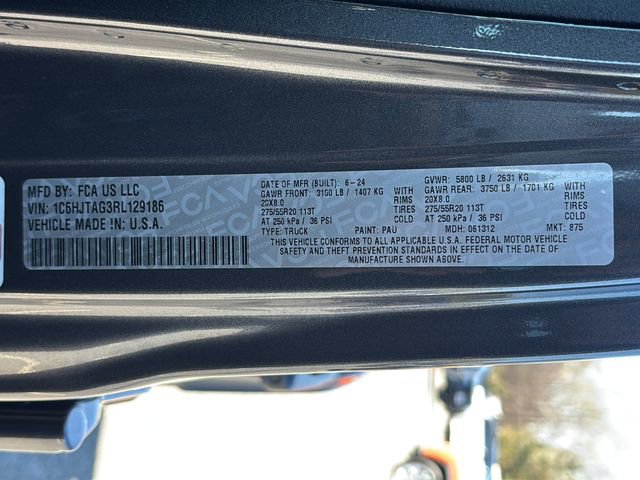 Certified 2024 Jeep Gladiator Sport AWD/4WD image 44