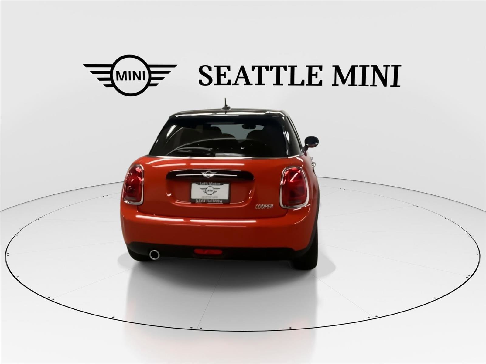 Used 2020 MINI Cooper 4-Door Hardtop FWD image 10