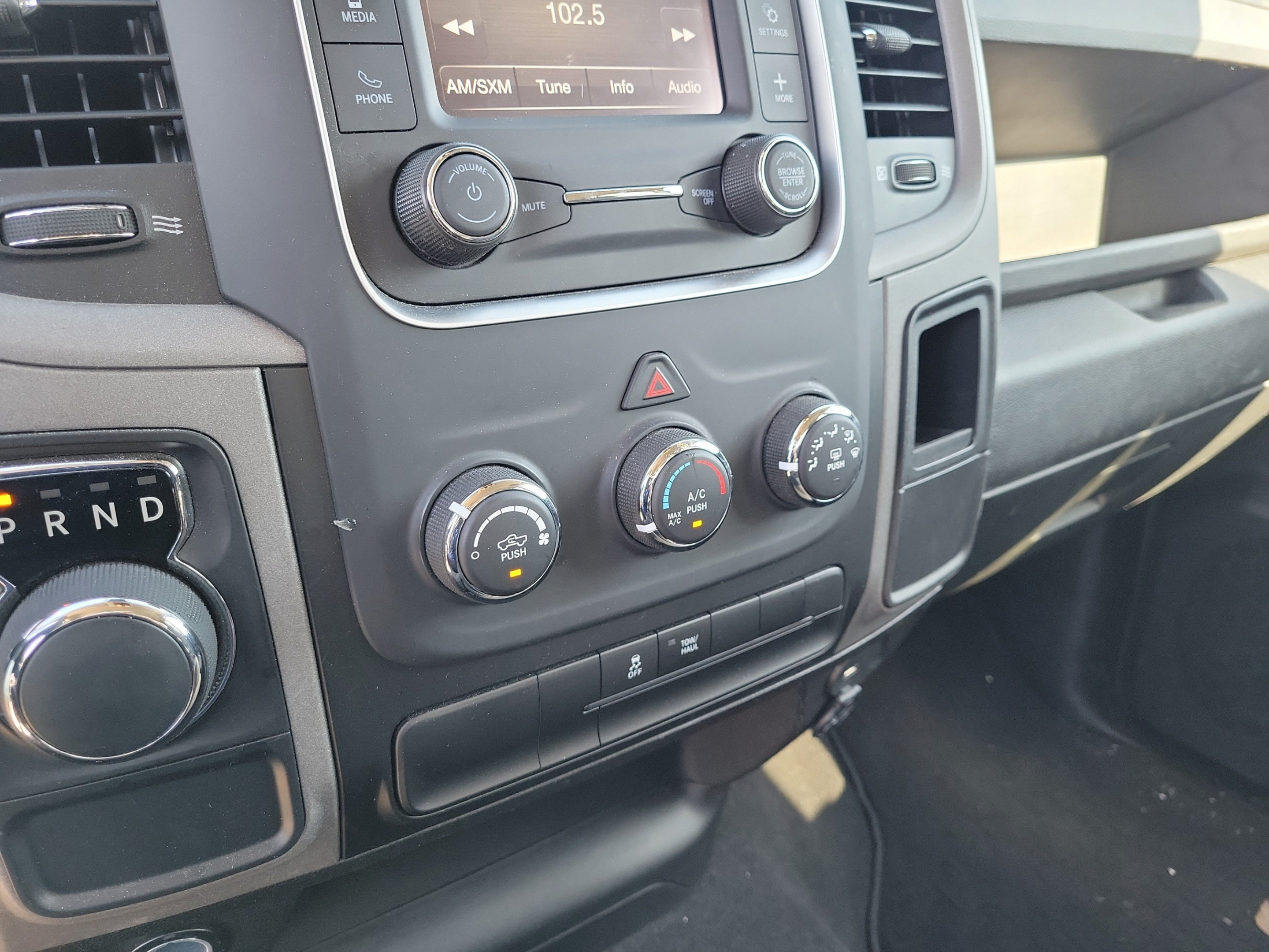 Certified 2024 RAM 1500 Tradesman w/ Popular Equipment Group RWD image 17