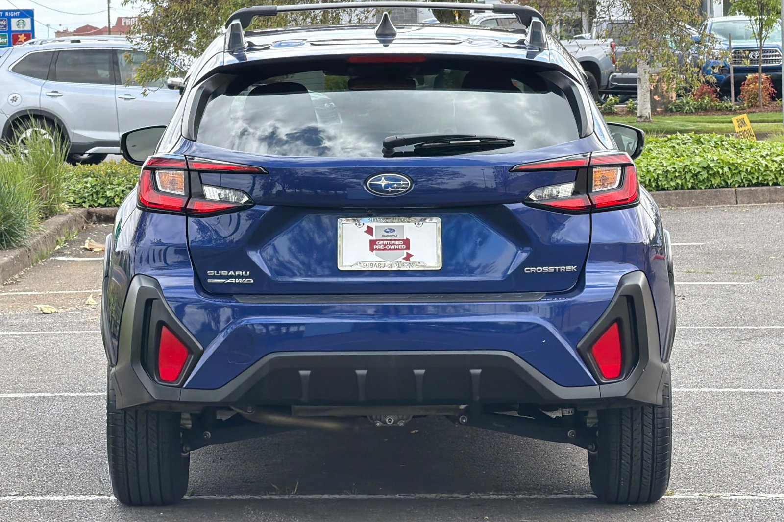 Used 2025 Subaru Crosstrek 2.0i Premium w/ Crosstrek Mirror Package AWD/4WD image 5