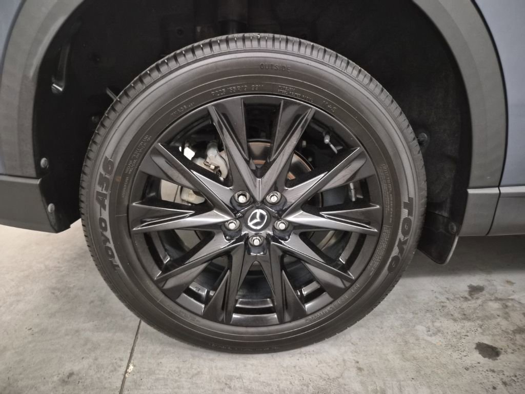 Used 2022 MAZDA CX-5 Carbon Edition image 13
