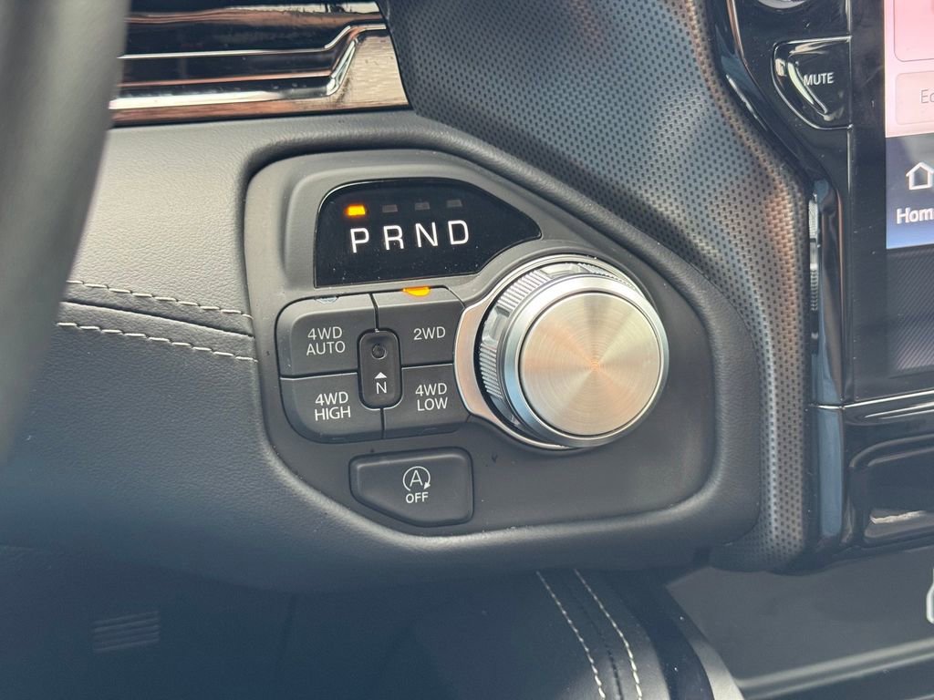 Used 2026 RAM 1500 Limited AWD/4WD image 29