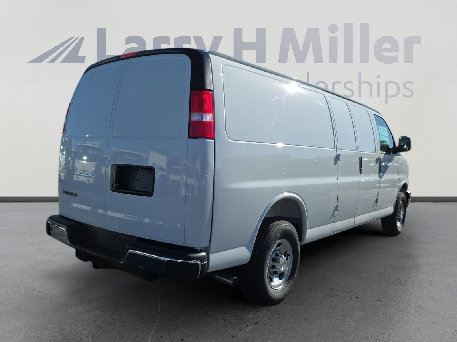 New 2025 Chevrolet Express 2500 Extended w/ Driver Convenience Package image 5