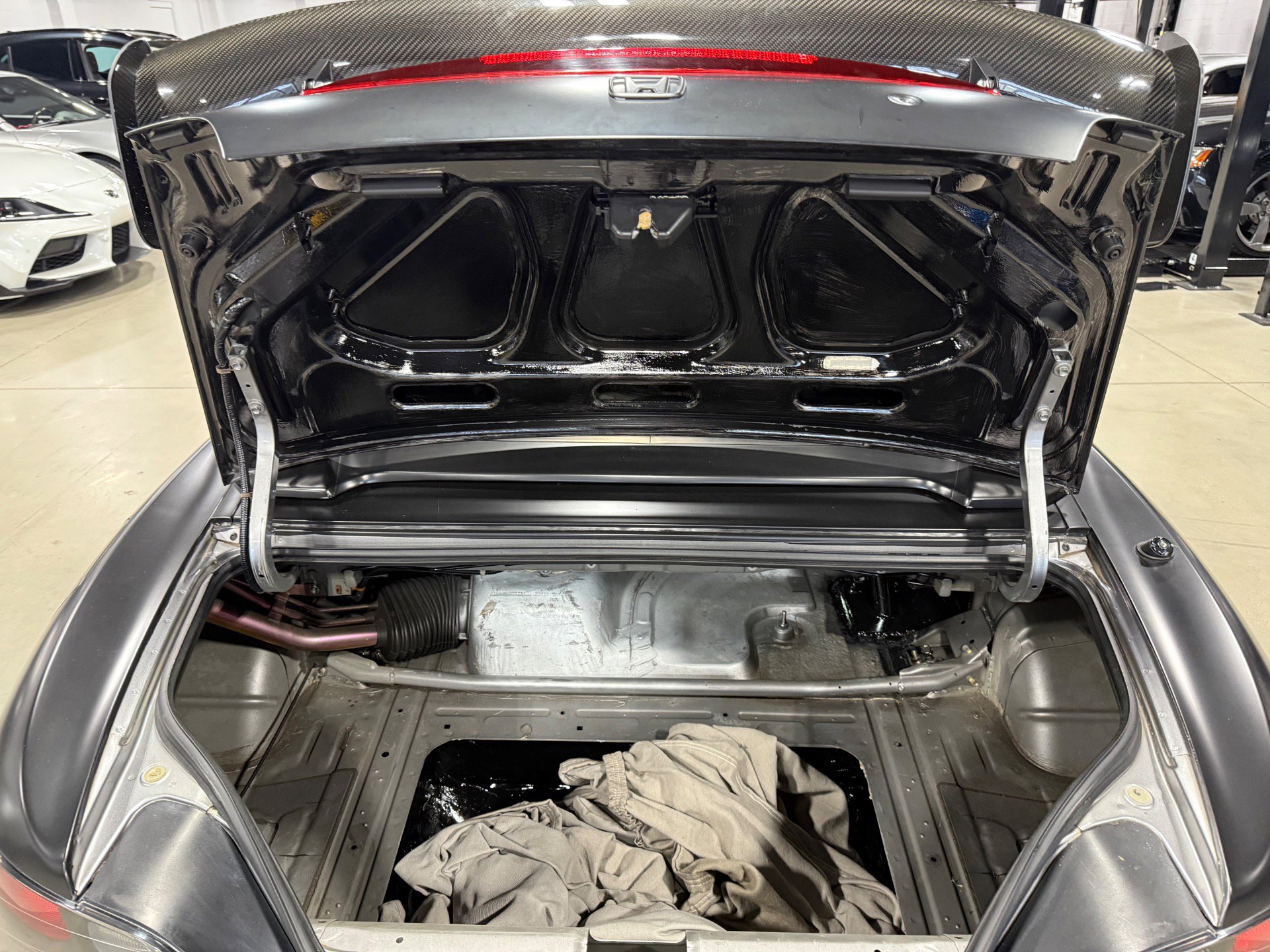 Used 2001 Honda S2000 image 29