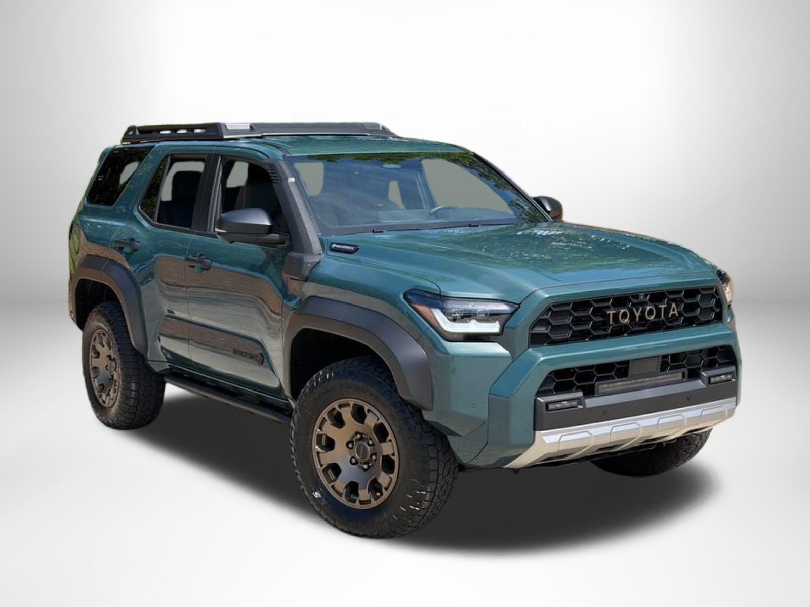 Used 2025 Toyota 4Runner Trailhunter AWD/4WD image 2