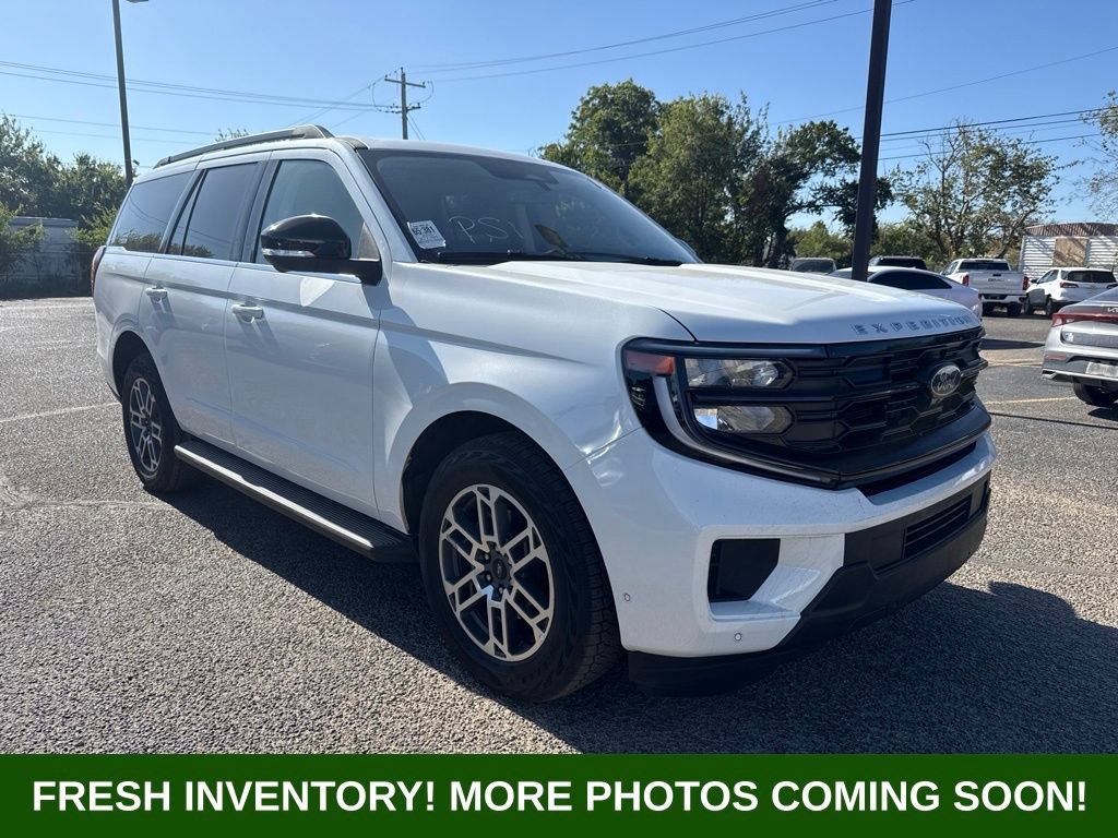 Used 2025 Ford Expedition Active