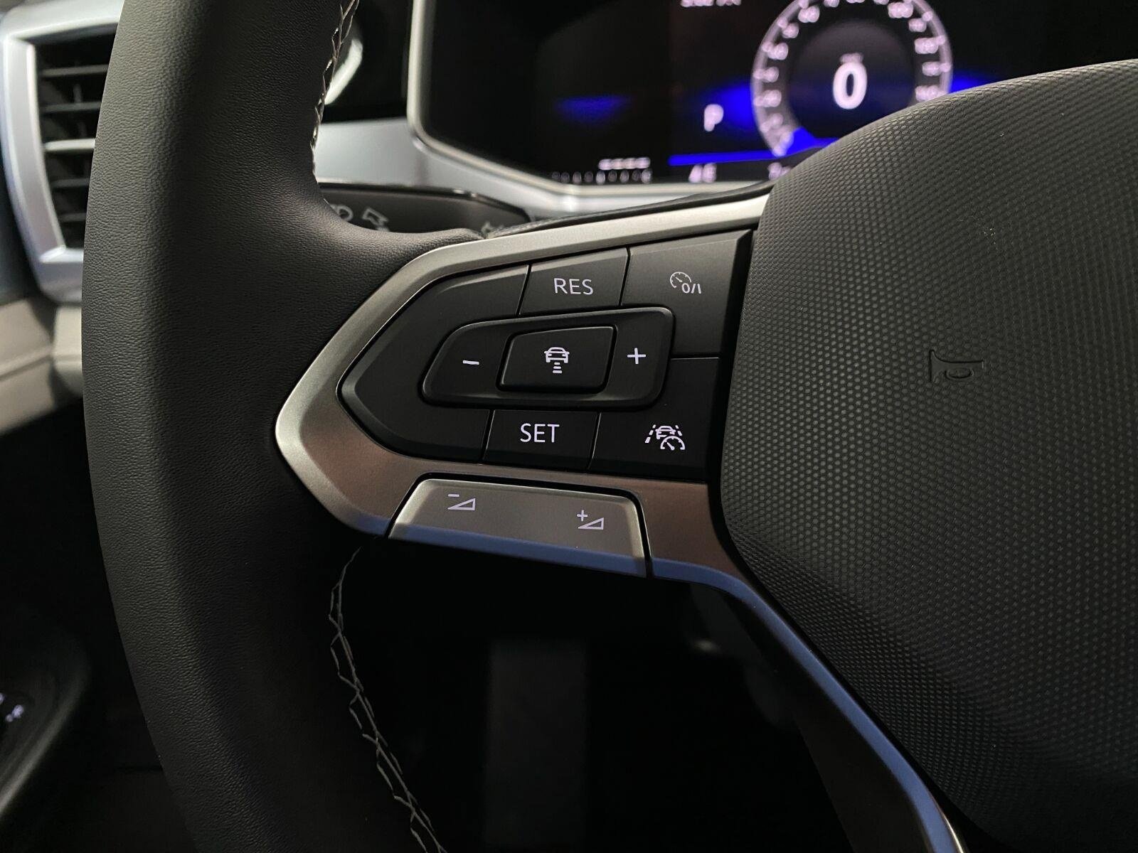 New 2026 Volkswagen Taos SE AWD/4WD image 13