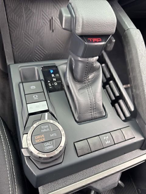 Certified 2025 Toyota Tacoma TRD Off-Road image 29