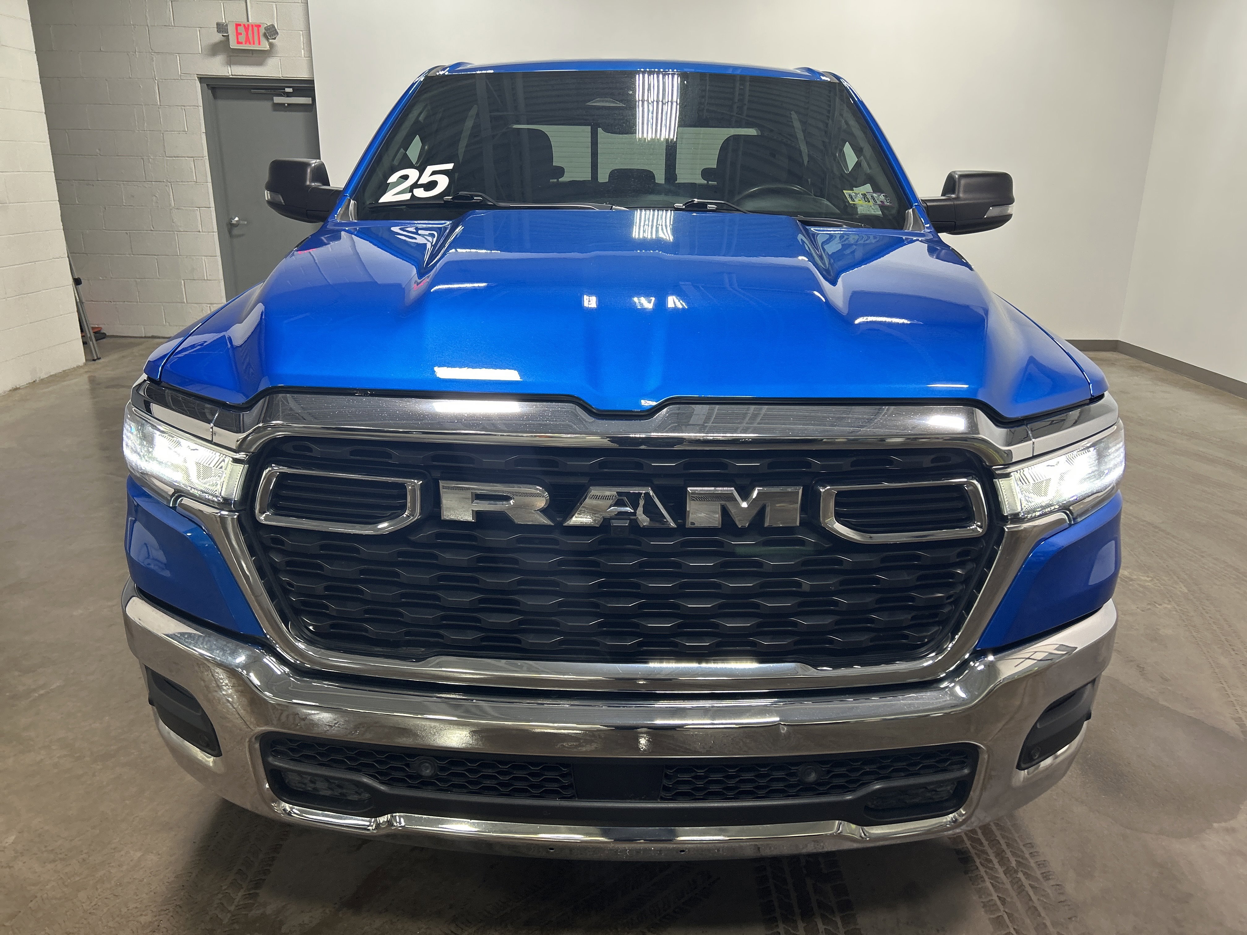 Used 2025 RAM 1500 Big Horn image 8