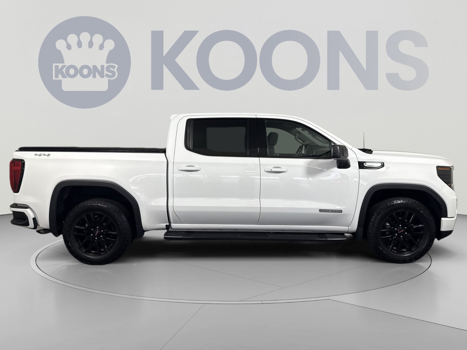 Used 2022 GMC Sierra 1500 Elevation AWD/4WD image 8