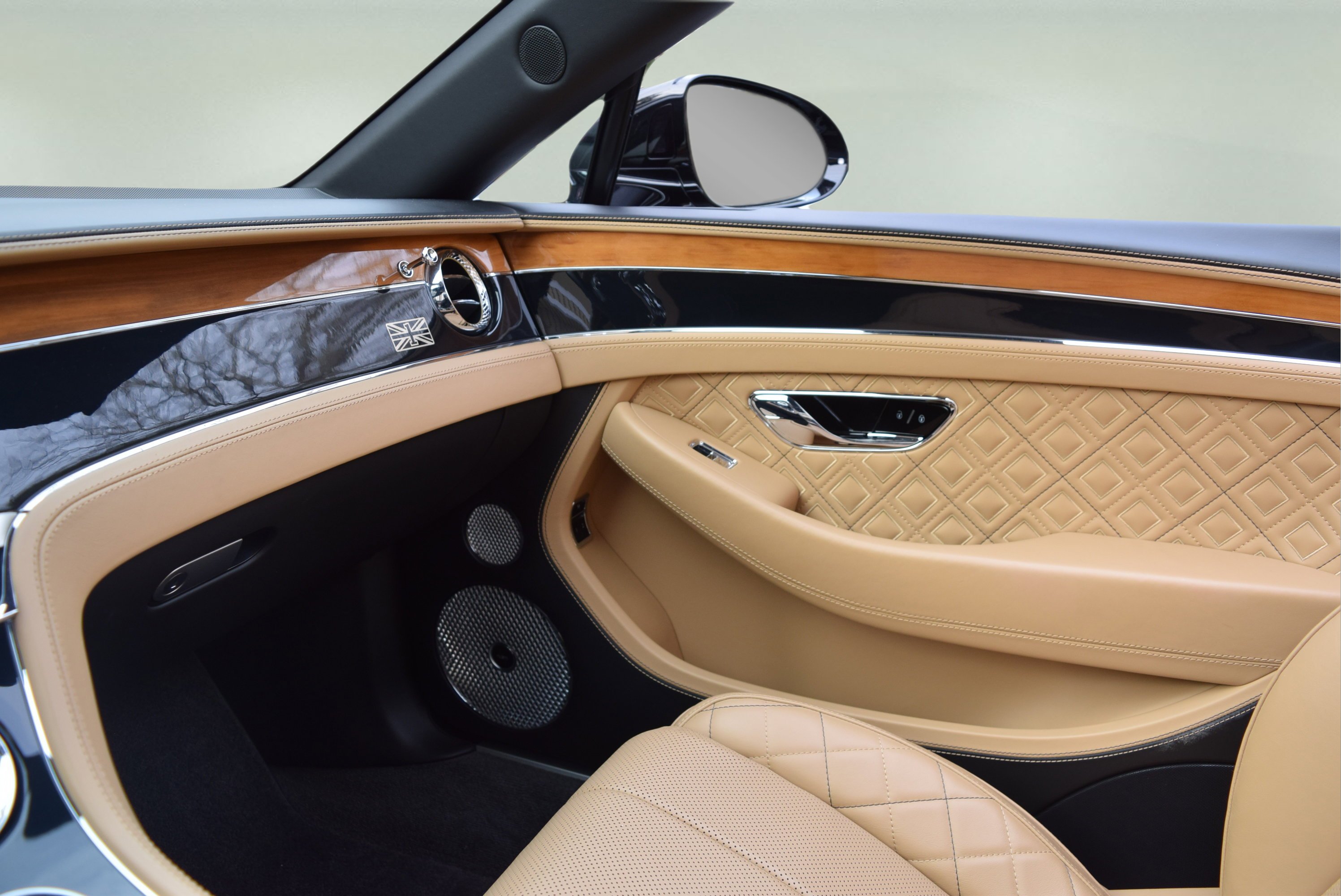 Used 2020 Bentley Continental GT AWD/4WD image 42