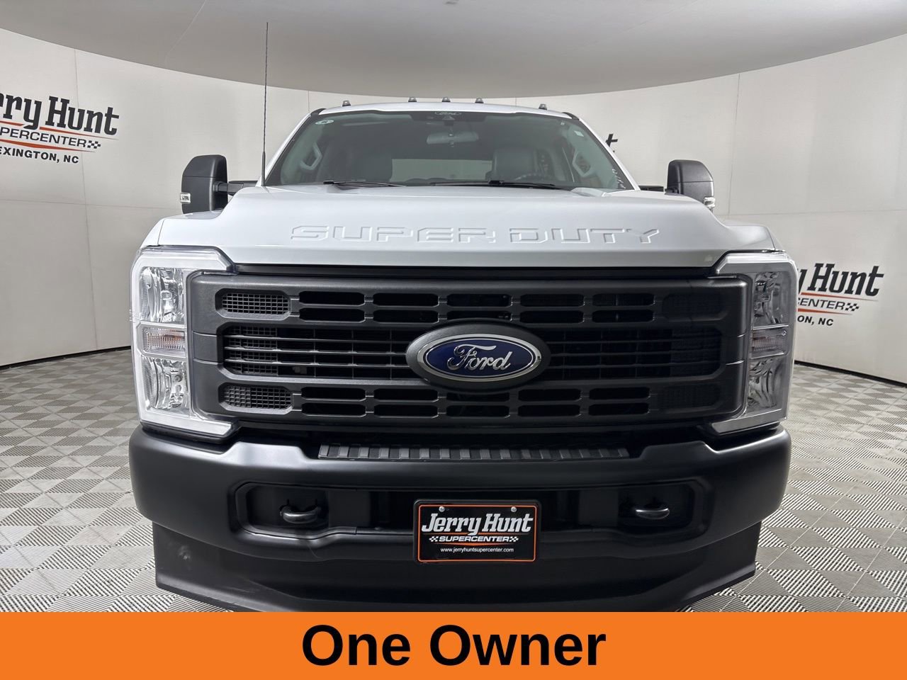 Used 2024 Ford F350 XL image 5