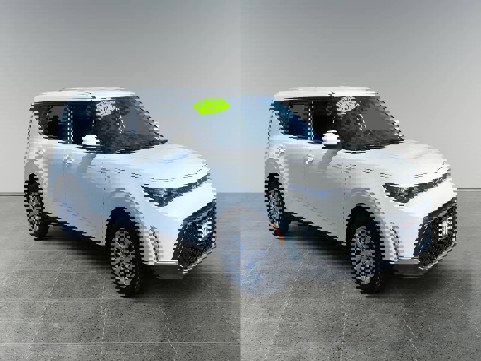 Used 2025 Kia Soul LX image 7