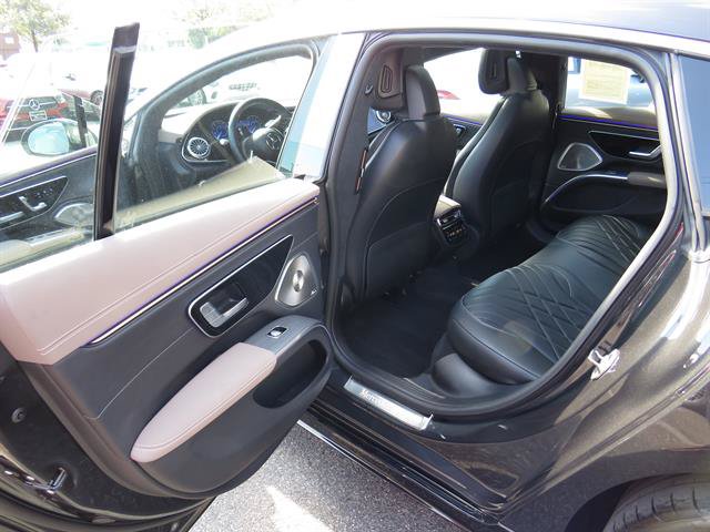 Used 2023 Mercedes-Benz EQS 580 4MATIC Sedan image 20