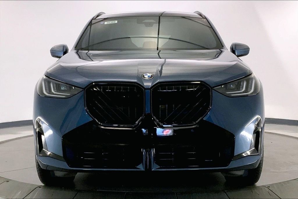 Certified 2025 BMW X3 xDrive30i w/ Premium Package image 2