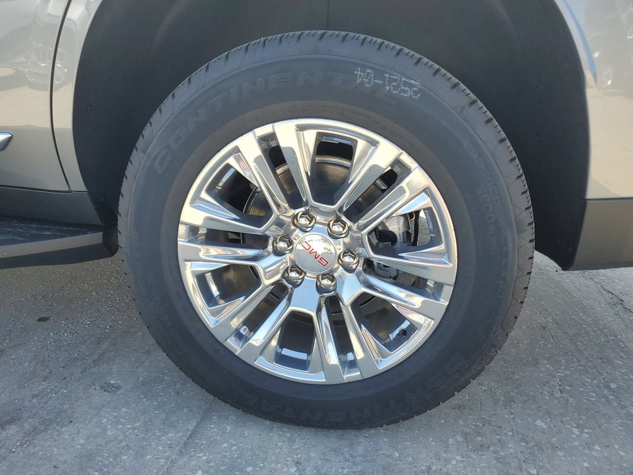 New 2026 GMC Yukon Denali RWD image 6