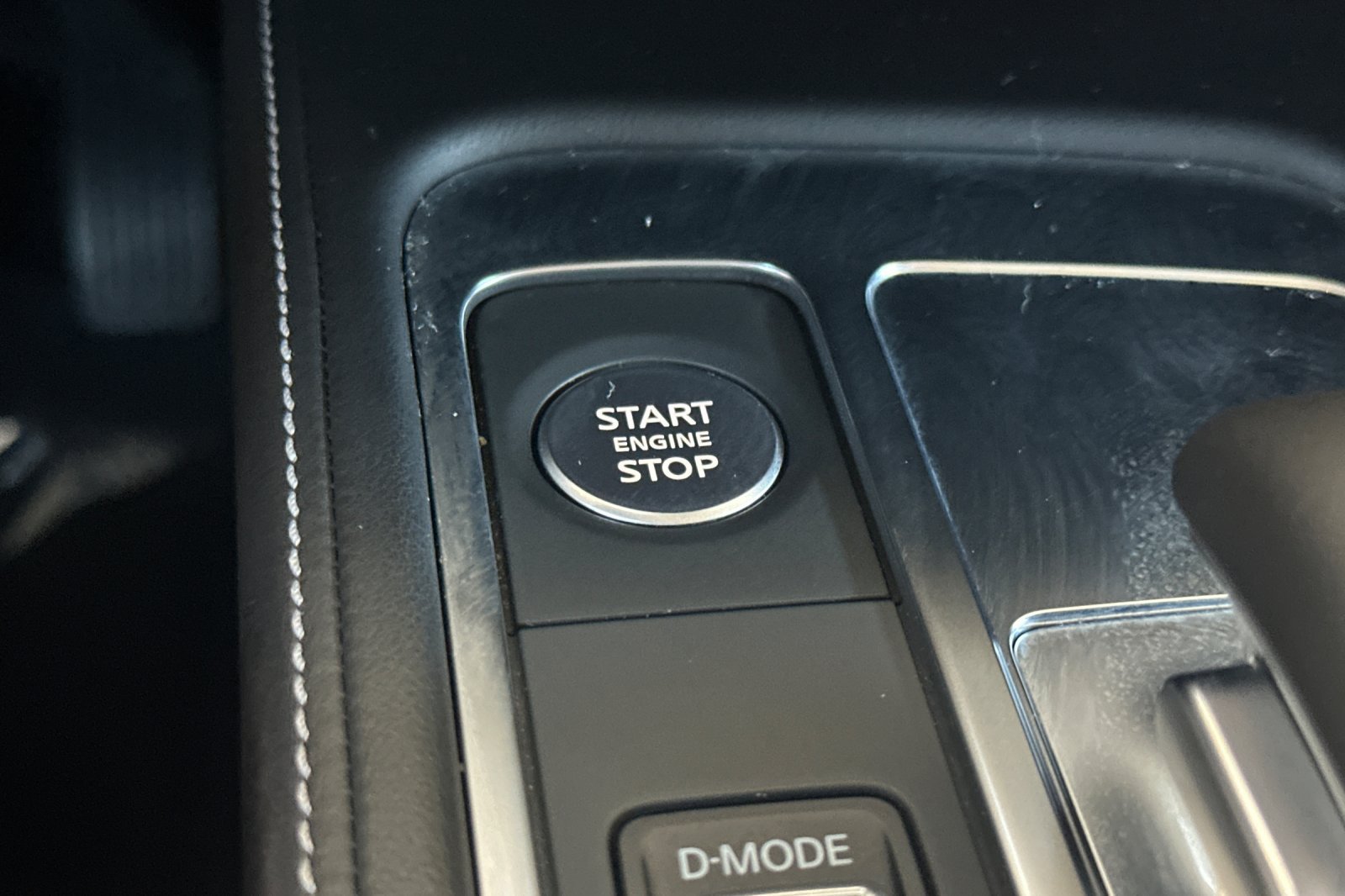 Used 2023 INFINITI QX60 Pure AWD/4WD image 25