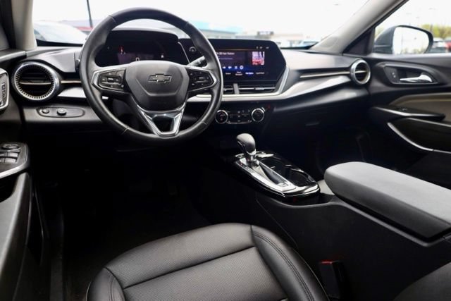 Used 2024 Chevrolet Trax ACTIV FWD image 5