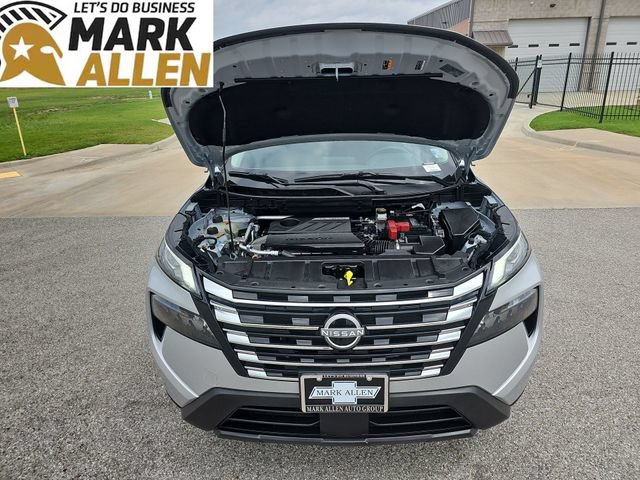Used 2025 Nissan Rogue SV FWD image 29