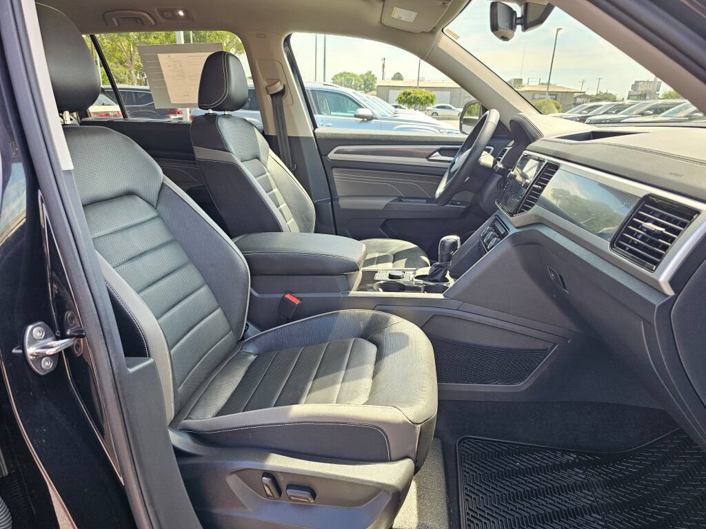 Certified 2023 Volkswagen Atlas SEL Premium AWD/4WD image 14