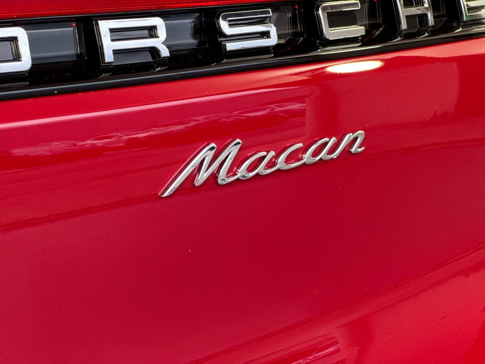 New 2026 Porsche Macan AWD/4WD image 33